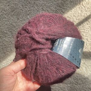 Super Bulky burgundy wool and alpaca yarn
